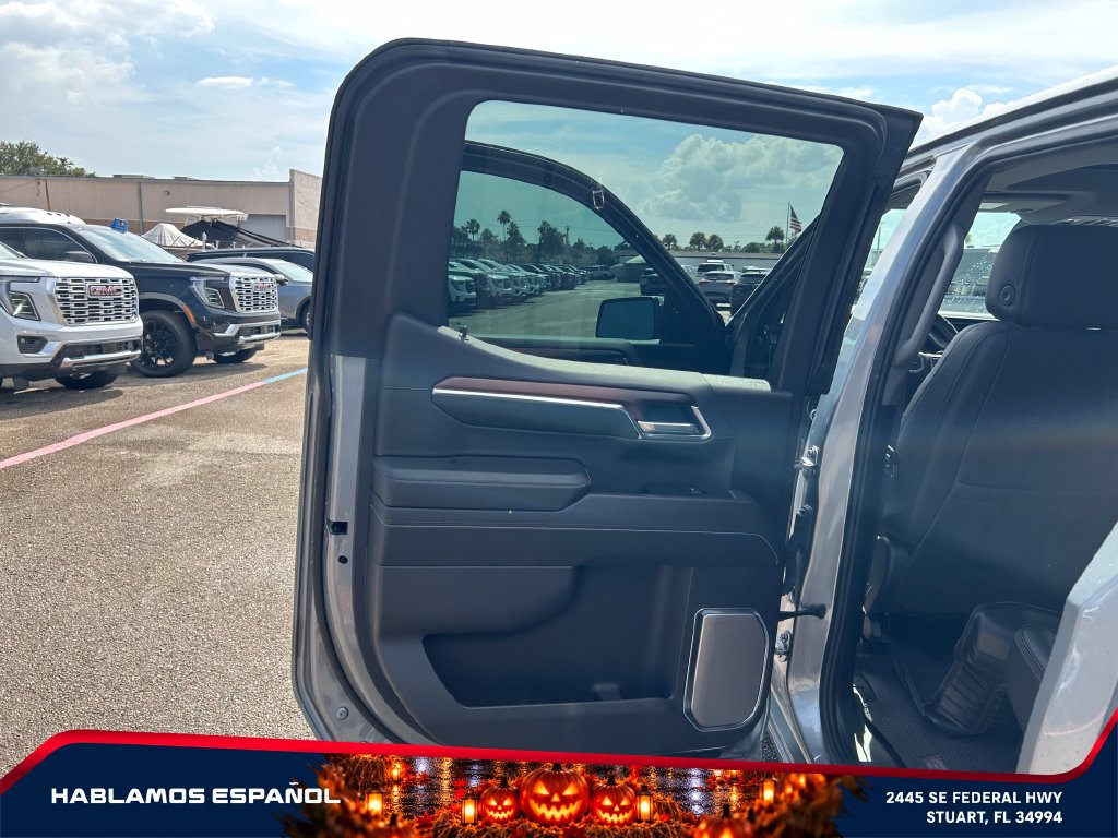 Used 2024 GMC Sierra 1500 Denali AWD/4WD image 32
