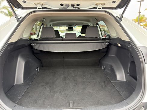 Used 2024 Toyota RAV4 XLE FWD image 6