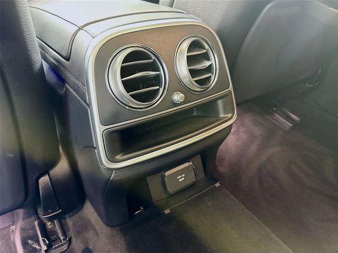 Used 2020 Mercedes-Benz S 450 Sedan image 13