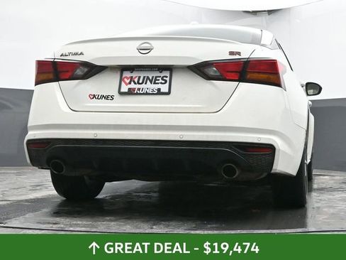 Used 2024 Nissan Altima 2.5 SR image 50