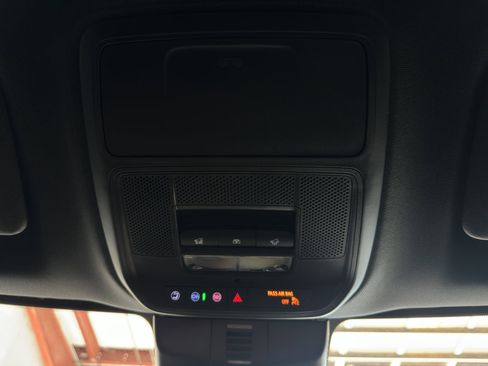 New 2026 Chevrolet Traverse LT w/ Sun and Wheel Package image 25