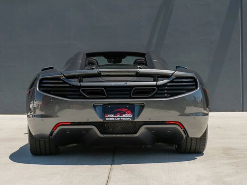 Used 2014 McLaren MP4-12C Spider RWD image 12