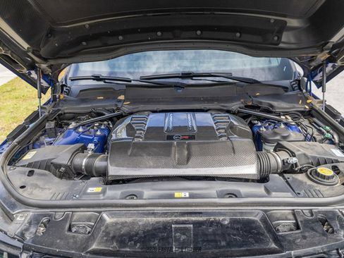 Used 2022 Land Rover Range Rover Sport SVR Carbon Edition AWD/4WD image 15