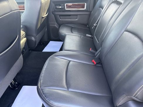 Used 2011 RAM 1500 Laramie image 32
