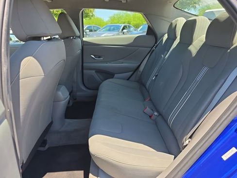 Used 2023 Hyundai Elantra SEL w/ Convenience Package FWD image 14