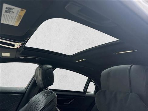 Used 2024 Mercedes-Benz S 580 4MATIC Sedan image 11