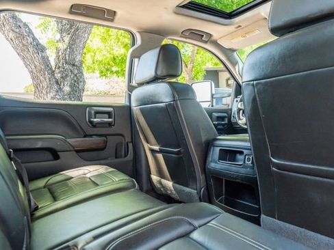 Used 2018 GMC Sierra 2500 Denali w/ Duramax Plus Package AWD/4WD image 41
