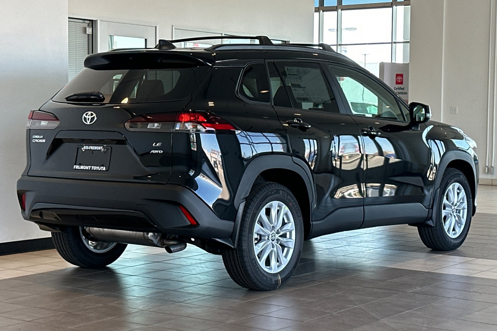 New 2026 Toyota Corolla Cross LE w/ Moonroof Package AWD/4WD image 4