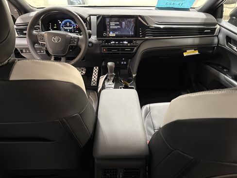 New 2026 Toyota Camry SE image 26