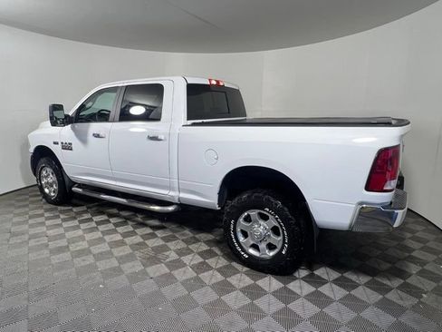 Used 2018 RAM 2500 SLT AWD/4WD image 5