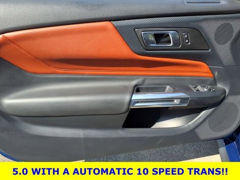 Used 2024 Ford Mustang GT Premium image 9