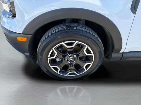 Used 2025 Ford Bronco Sport Outer Banks AWD/4WD image 25