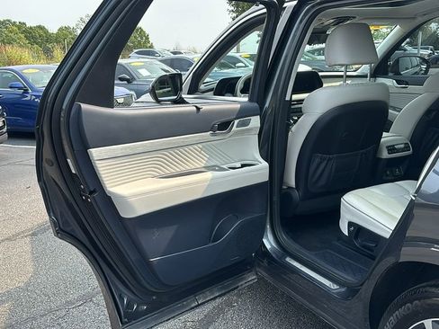 Used 2024 Hyundai Palisade Calligraphy image 28