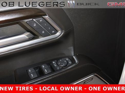 Used 2024 GMC Sierra 2500 Denali w/ Denali Reserve Package image 12