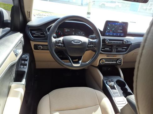 Used 2020 Ford Escape SEL FWD image 6