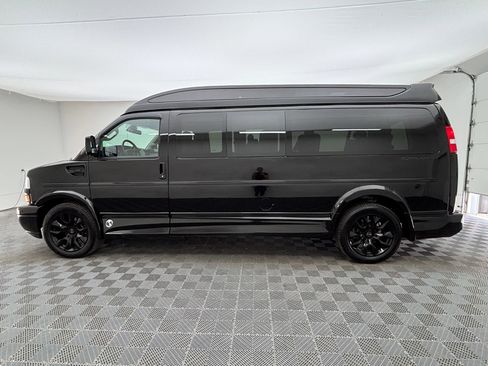 Used 2025 GMC Savana 2500 Extended w/ Driver Convenience Package RWD image 15