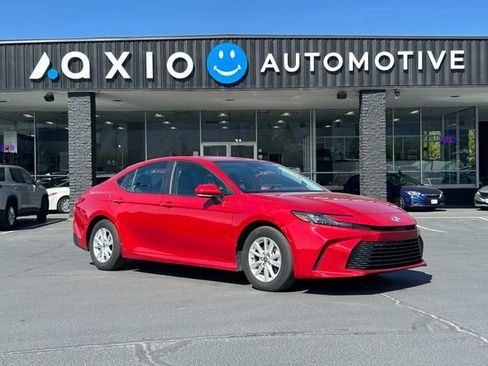 Used 2025 Toyota Camry LE FWD image 1