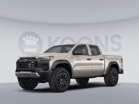 Used 2024 Chevrolet Colorado Trail Boss w/ Technology Package AWD/4WD image 1
