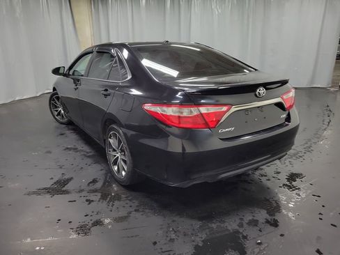 Used 2016 Toyota Camry XSE w/ Moonroof Package image 6