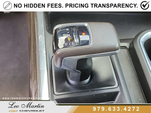 Used 2025 Chevrolet Silverado 1500 LT AWD/4WD image 29