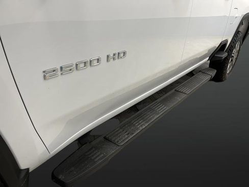 Used 2024 Chevrolet Silverado 2500 Custom w/ Custom Value Package image 33