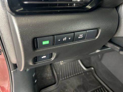 Certified 2022 Nissan Sentra SV w/ All-Weather Package FWD image 46