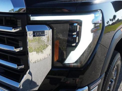 Used 2024 GMC Sierra 2500 SLT w/ SLT Convenience Package AWD/4WD image 37