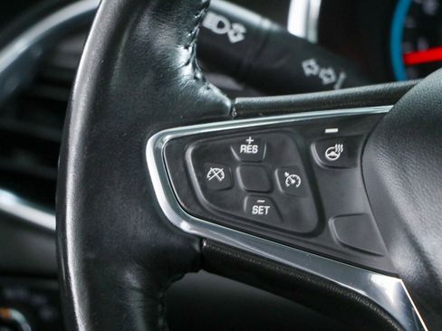 Used 2016 Chevrolet Malibu Premier FWD image 13