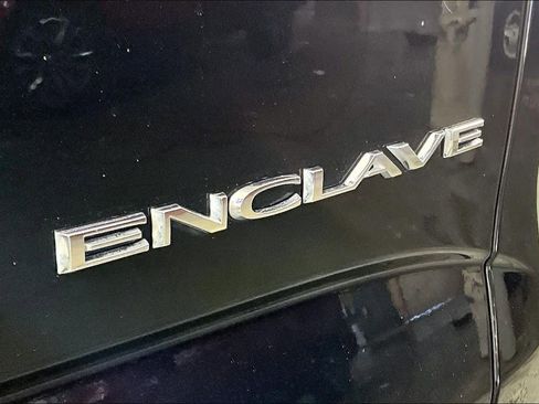 Used 2018 Buick Enclave Essence image 30