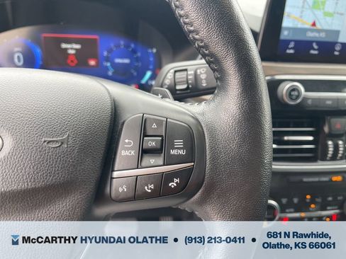 Used 2020 Ford Escape Titanium image 26