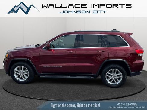 Used 2017 Jeep Grand Cherokee Laredo w/ Quick Order Package 23E AWD/4WD image 1