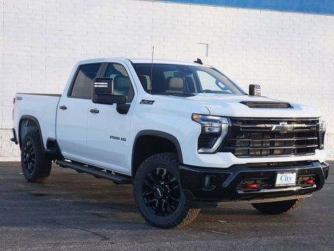 New 2026 Chevrolet Silverado 2500 LT w/ Trail Boss Package image 3