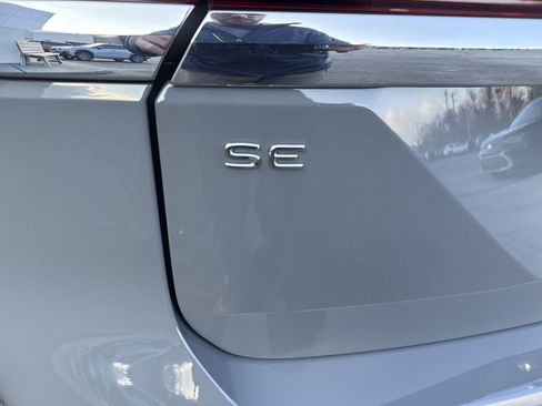 New 2026 Volkswagen Atlas SE AWD/4WD image 7