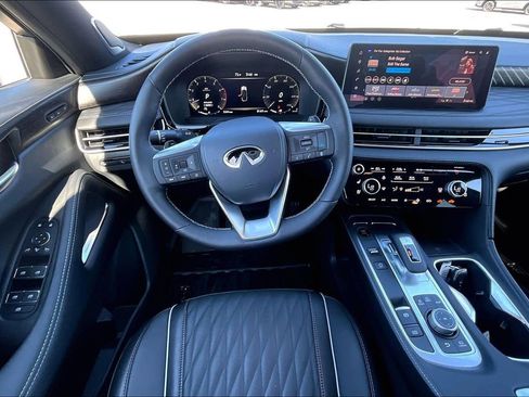 Used 2026 INFINITI QX60 Autograph w/ Dark Cargo Package AWD/4WD image 8
