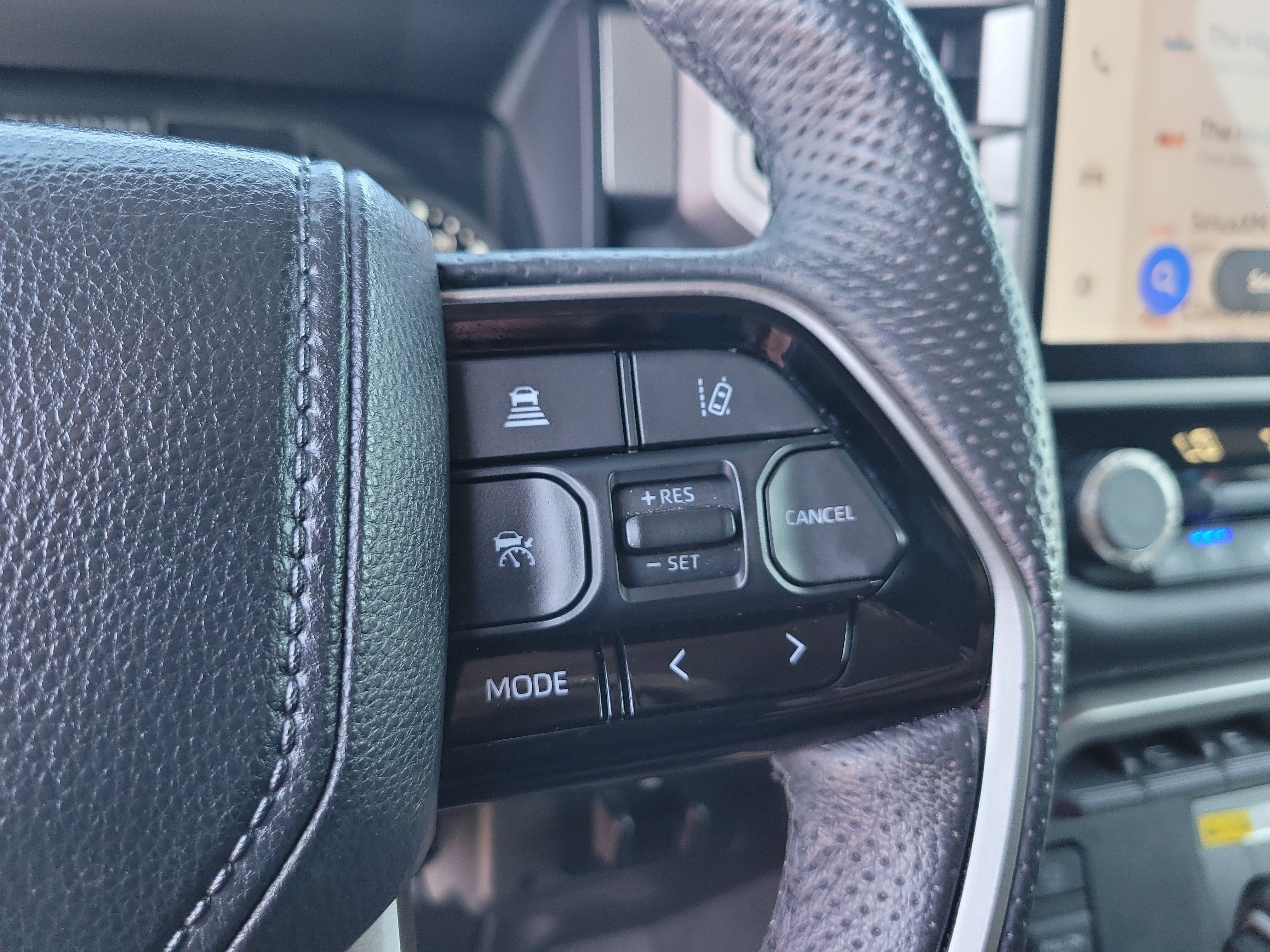 Used 2023 Toyota Tundra Limited AWD/4WD image 29