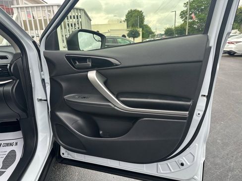 Used 2024 Mitsubishi Eclipse Cross LE image 26