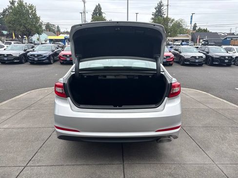 Used 2016 Hyundai Sonata SE FWD image 8