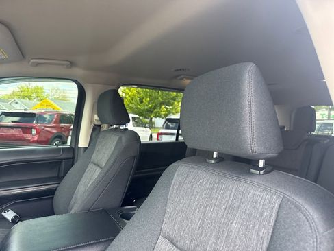 Used 2023 Ford Expedition XLT AWD/4WD image 25