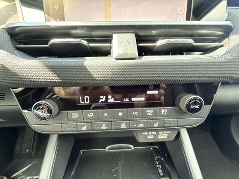 New 2026 Subaru Outback Limited image 19