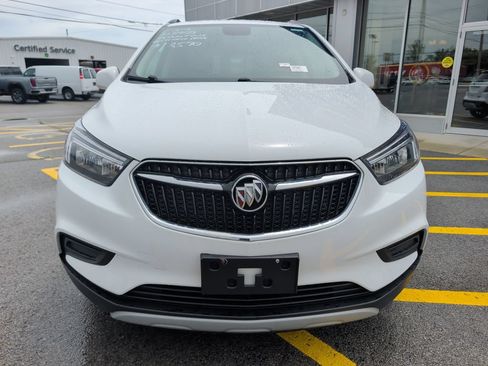 Used 2020 Buick Encore Preferred FWD image 2