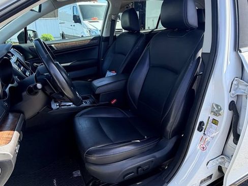 Used 2018 Subaru Outback 2.5i Limited AWD/4WD image 24