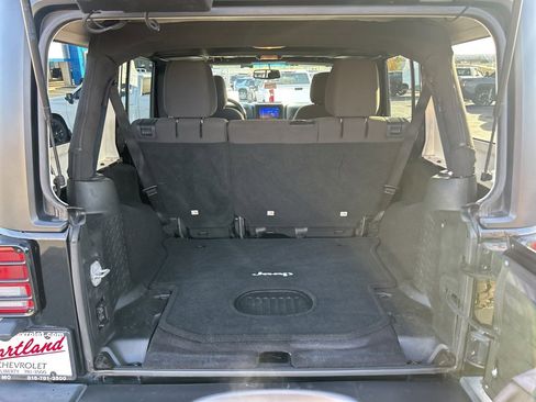 Used 2016 Jeep Wrangler Unlimited Sport image 43
