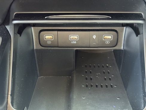 Certified 2022 Kia Sorento EX image 23