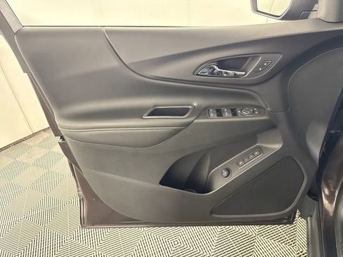 Used 2020 Chevrolet Equinox Premier image 21