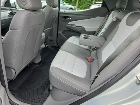 Certified 2023 Chevrolet Bolt EUV Premier w/ Sun & Sound Package FWD image 18
