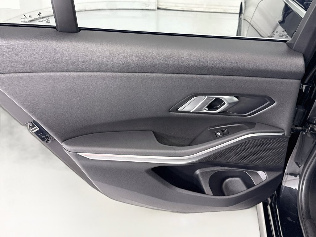 Certified 2019 BMW 330i Sedan w/ Driving Assistance Package RWD image 25