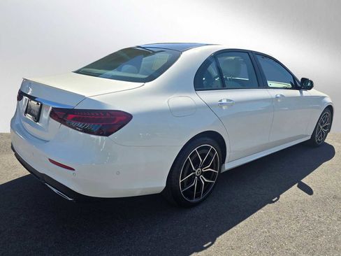 Certified 2022 Mercedes-Benz E 350 Sedan image 3