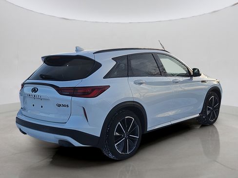 Used 2023 INFINITI QX50 Sport image 3