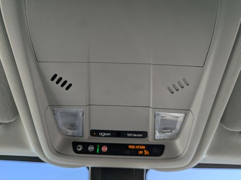 Certified 2021 Chevrolet Equinox LS w/ LS Convenience Package image 26