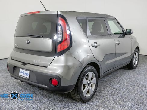 Used 2018 Kia Soul FWD image 7